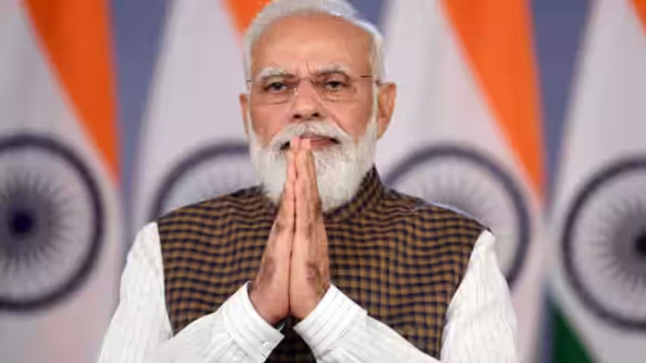 PM Modi ने 24 घंटे में किया तीन राज्यों का दौरा, हर राज्य को मिला खास तोहफा!