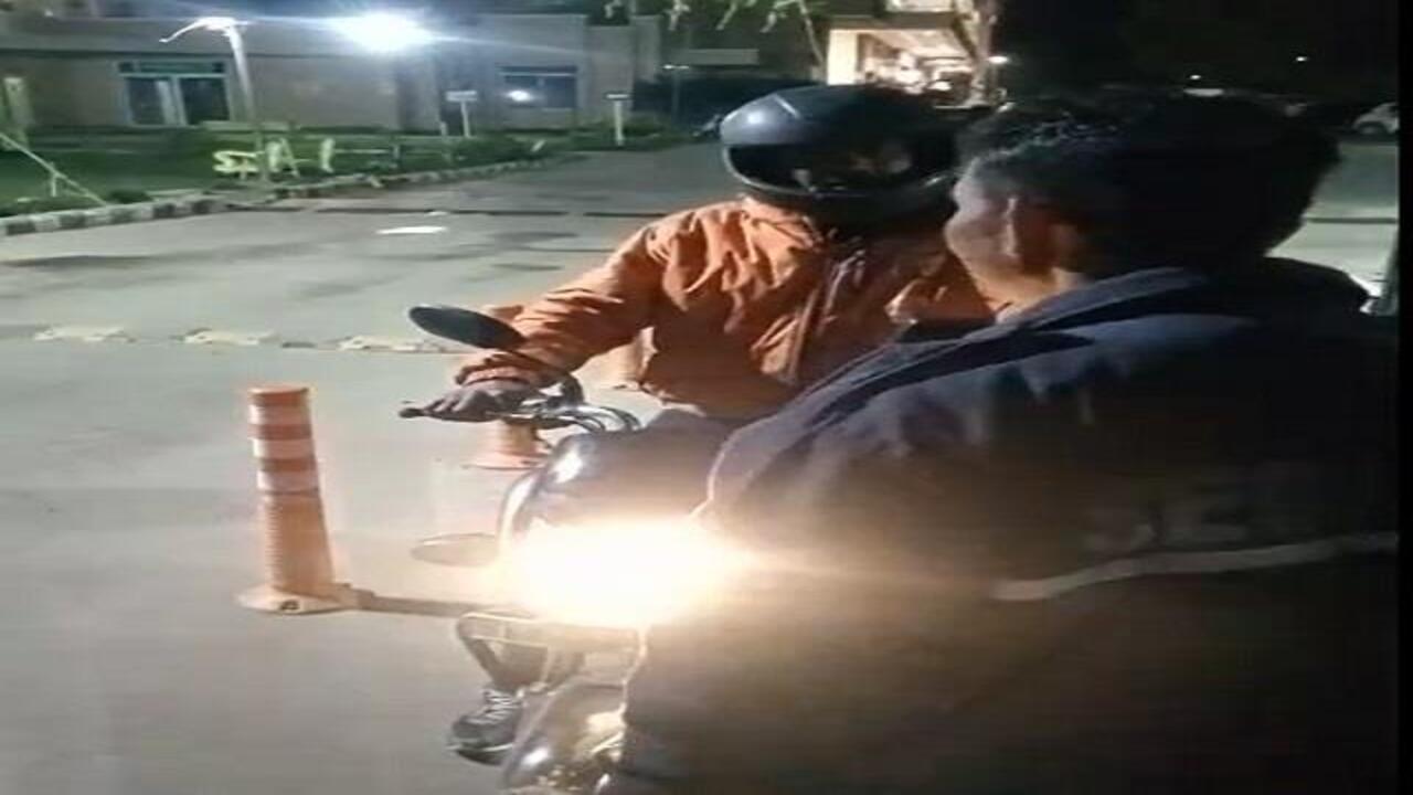 Gurugram Latest News: गुरुग्राम में चैतृ नववर्षी और ईद के मौके पर मचा हंगामा, सोसाइटी में मांस डिलीवरी को लेकर विवाद